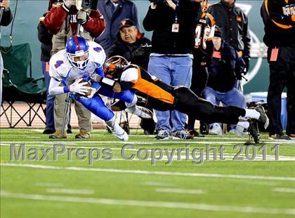 Thumbnail 1 in Folsom vs Vacaville (CIF SJS D2 Final) photogallery.