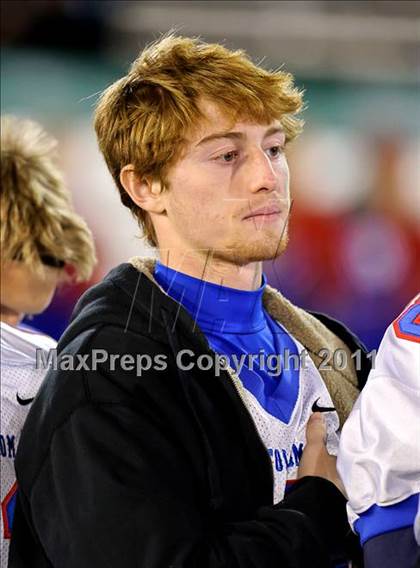 Thumbnail 3 in Folsom vs Vacaville (CIF SJS D2 Final) photogallery.
