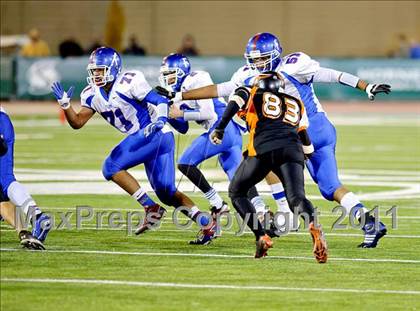 Thumbnail 3 in Folsom vs Vacaville (CIF SJS D2 Final) photogallery.