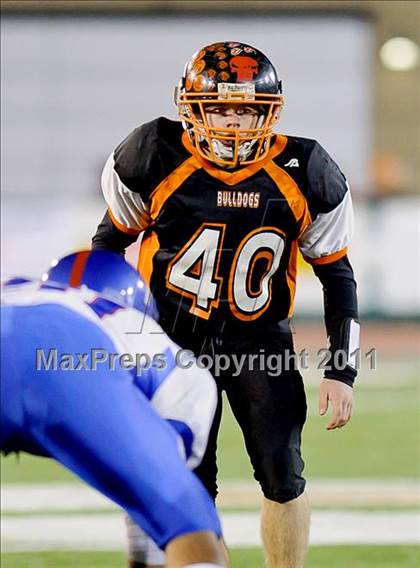 Thumbnail 1 in Folsom vs Vacaville (CIF SJS D2 Final) photogallery.