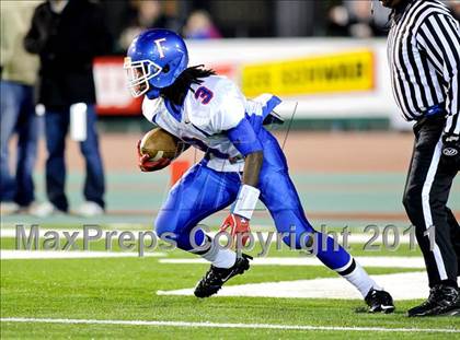 Thumbnail 1 in Folsom vs Vacaville (CIF SJS D2 Final) photogallery.