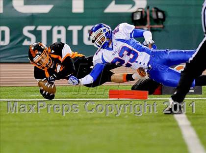 Thumbnail 1 in Folsom vs Vacaville (CIF SJS D2 Final) photogallery.