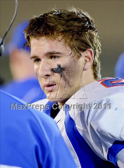 Thumbnail 3 in Folsom vs Vacaville (CIF SJS D2 Final) photogallery.