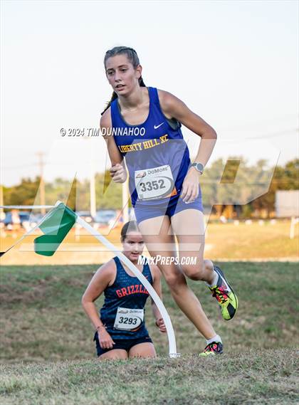 Thumbnail 3 in Cedar Park Invitational (5A-6A) photogallery.