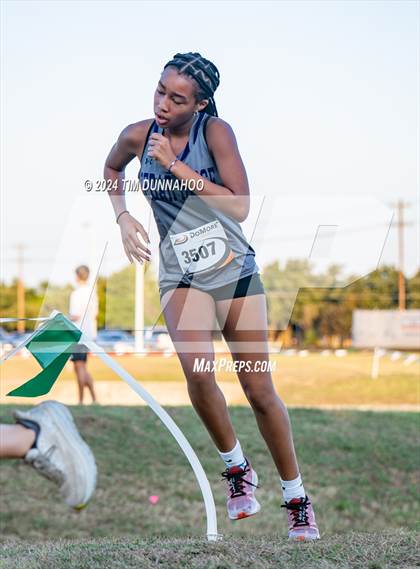 Thumbnail 3 in Cedar Park Invitational (5A-6A) photogallery.