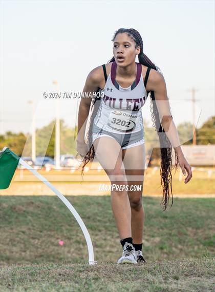 Thumbnail 3 in Cedar Park Invitational (5A-6A) photogallery.