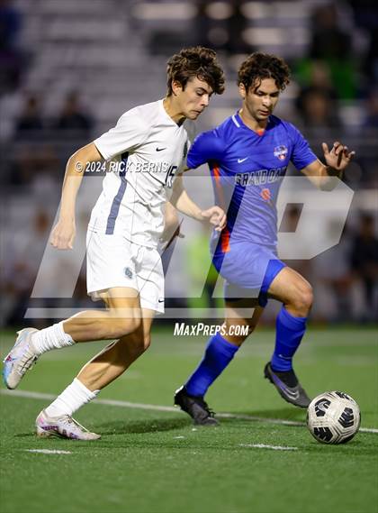 Thumbnail 1 in Grand Oaks vs College Park photogallery.