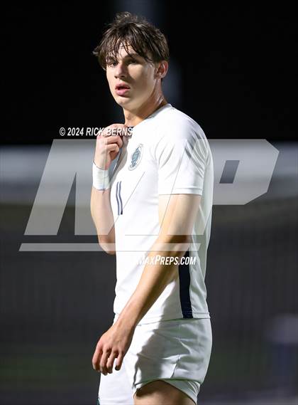 Thumbnail 1 in Grand Oaks vs College Park photogallery.