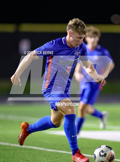 Thumbnail 1 in Grand Oaks vs College Park photogallery.