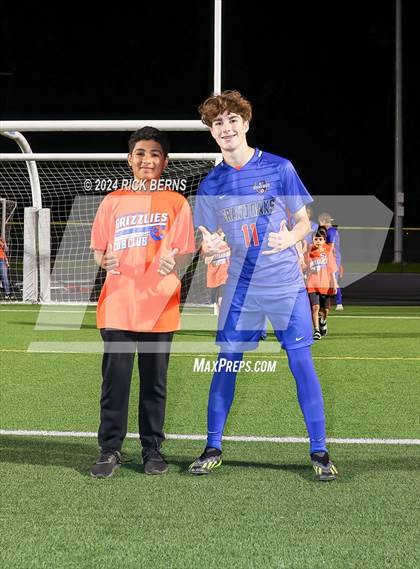 Thumbnail 2 in Grand Oaks vs College Park photogallery.