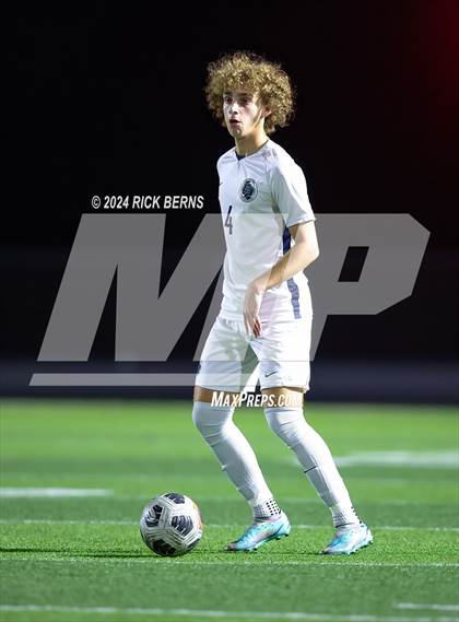 Thumbnail 2 in Grand Oaks vs College Park photogallery.