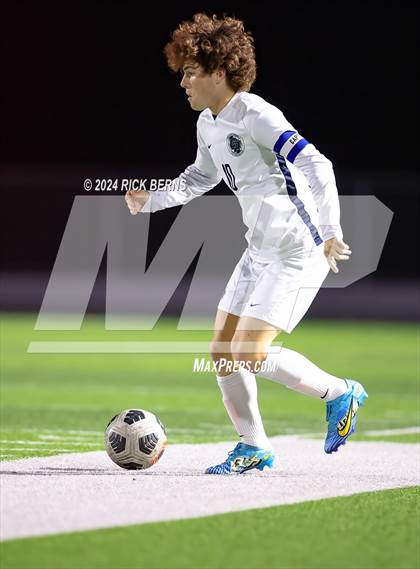 Thumbnail 1 in Grand Oaks vs College Park photogallery.