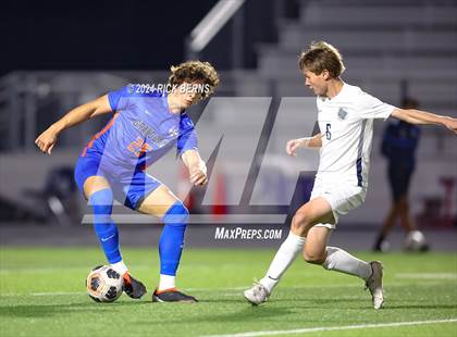 Thumbnail 3 in Grand Oaks vs College Park photogallery.