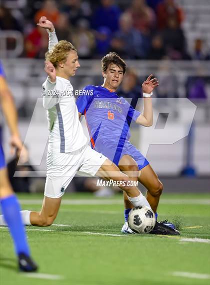 Thumbnail 3 in Grand Oaks vs College Park photogallery.