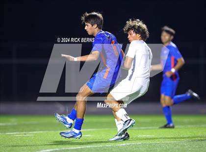 Thumbnail 1 in Grand Oaks vs College Park photogallery.