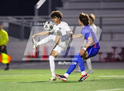 Thumbnail 1 in Grand Oaks vs College Park photogallery.