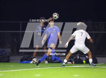 Thumbnail 1 in Grand Oaks vs College Park photogallery.