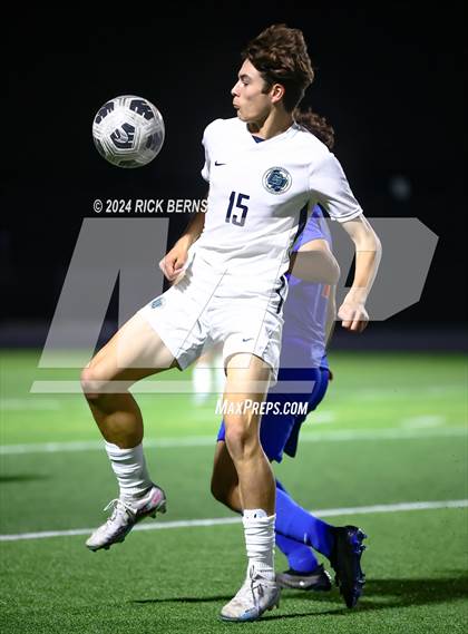 Thumbnail 1 in Grand Oaks vs College Park photogallery.