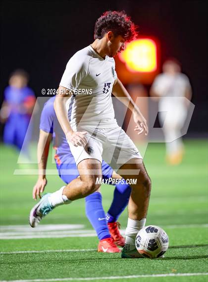 Thumbnail 2 in Grand Oaks vs College Park photogallery.