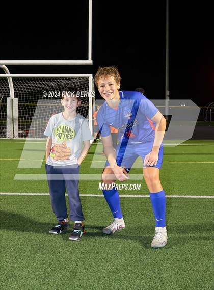 Thumbnail 3 in Grand Oaks vs College Park photogallery.