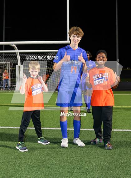 Thumbnail 1 in Grand Oaks vs College Park photogallery.