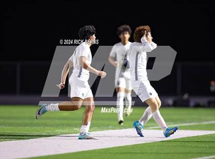 Thumbnail 3 in Grand Oaks vs College Park photogallery.