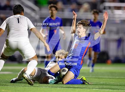 Thumbnail 1 in Grand Oaks vs College Park photogallery.