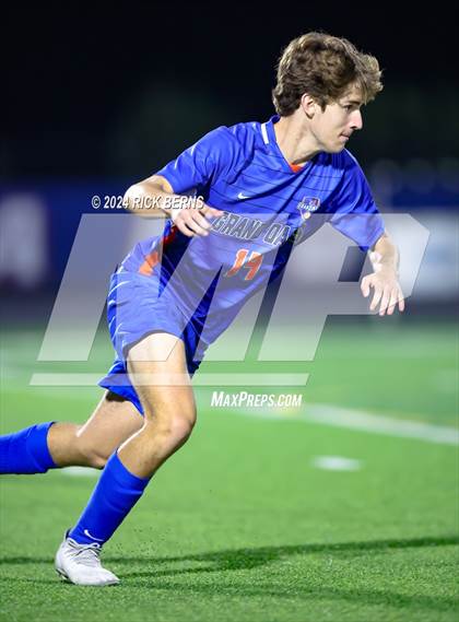 Thumbnail 3 in Grand Oaks vs College Park photogallery.