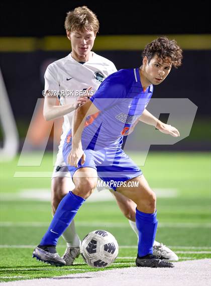 Thumbnail 3 in Grand Oaks vs College Park photogallery.