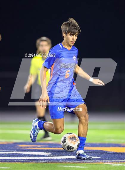 Thumbnail 3 in Grand Oaks vs College Park photogallery.
