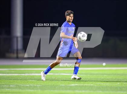 Thumbnail 3 in Grand Oaks vs College Park photogallery.