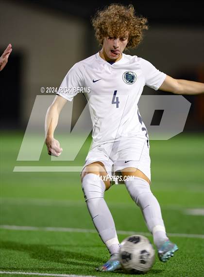 Thumbnail 2 in Grand Oaks vs College Park photogallery.