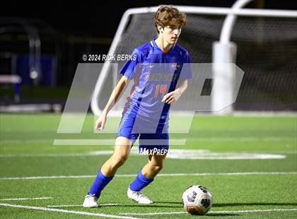 Thumbnail 3 in Grand Oaks vs College Park photogallery.