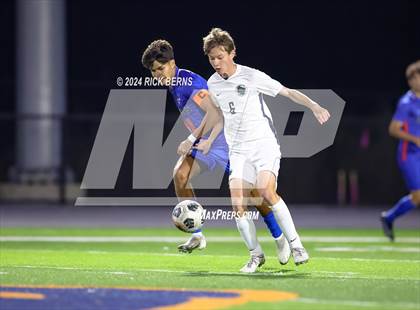 Thumbnail 2 in Grand Oaks vs College Park photogallery.