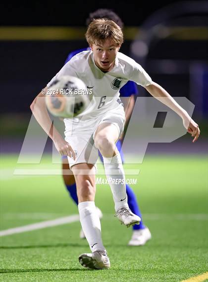 Thumbnail 2 in Grand Oaks vs College Park photogallery.