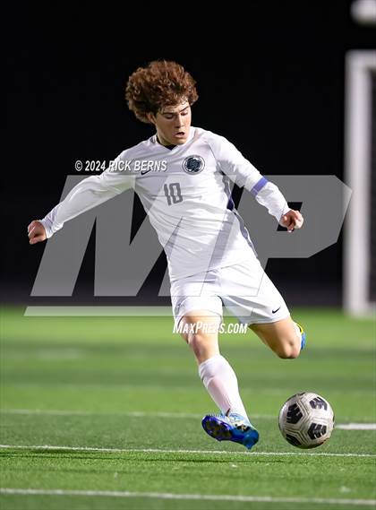 Thumbnail 2 in Grand Oaks vs College Park photogallery.