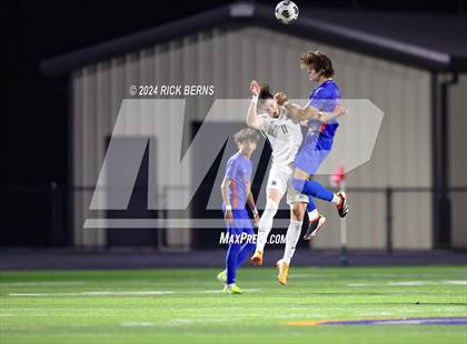 Thumbnail 1 in Grand Oaks vs College Park photogallery.