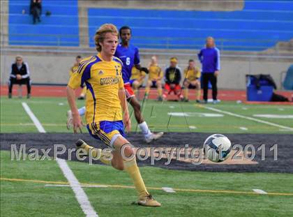 Thumbnail 3 in Grossmont vs. Crawford photogallery.