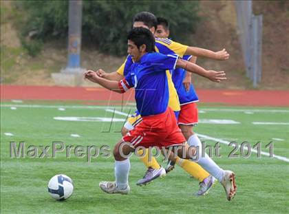 Thumbnail 1 in Grossmont vs. Crawford photogallery.