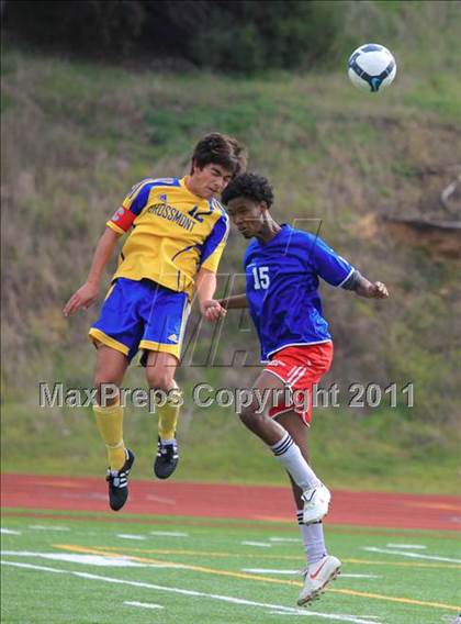 Thumbnail 1 in Grossmont vs. Crawford photogallery.