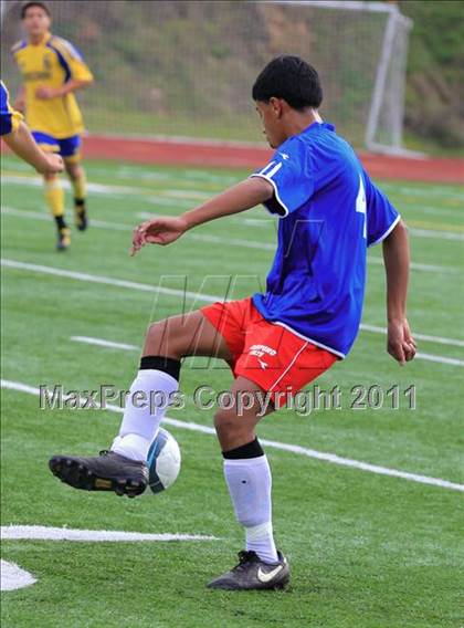 Thumbnail 2 in Grossmont vs. Crawford photogallery.
