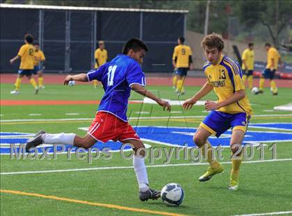 Thumbnail 3 in Grossmont vs. Crawford photogallery.