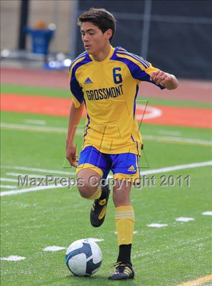 Thumbnail 2 in Grossmont vs. Crawford photogallery.