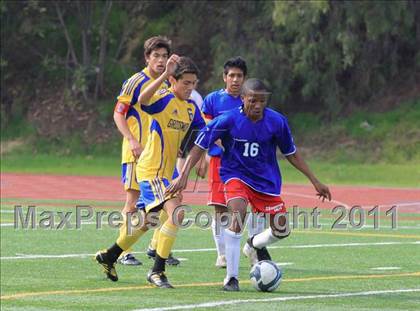 Thumbnail 3 in Grossmont vs. Crawford photogallery.