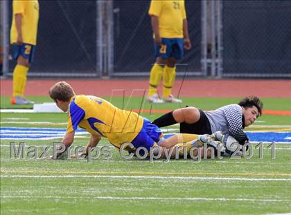 Thumbnail 2 in Grossmont vs. Crawford photogallery.
