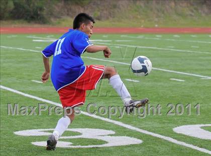 Thumbnail 3 in Grossmont vs. Crawford photogallery.