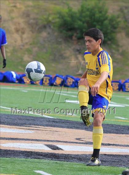 Thumbnail 3 in Grossmont vs. Crawford photogallery.