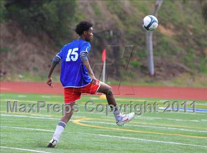 Thumbnail 3 in Grossmont vs. Crawford photogallery.