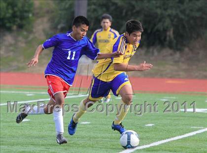 Thumbnail 2 in Grossmont vs. Crawford photogallery.