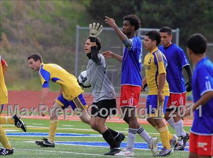 Thumbnail 1 in Grossmont vs. Crawford photogallery.